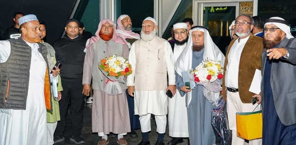 কুয়েত সফরে জামায়াত আমির